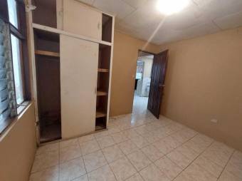 Se vende linda y espaciosa casa en Puraba de Santa Barbara 23-1388