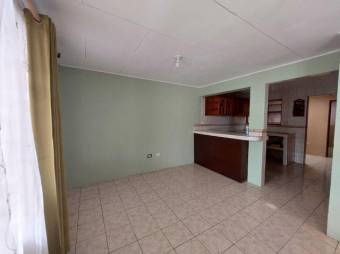 Se vende linda y espaciosa casa en Puraba de Santa Barbara 23-1388