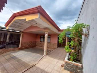 Se vende casa para inversión en Puraba de Santa Barbara 23-1388