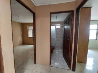 Se vende linda y espaciosa casa en Puraba de Santa Barbara 23-1388