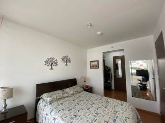 Se vende lindo apartamento para inversión en Ulloa de Heredia 23-1234