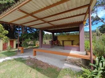 Se alquila amplia casa en montaña con hermosas vistas en los Ángeles de San Rafael 24-553