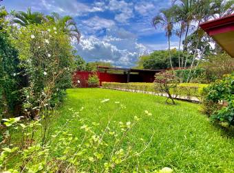 Se Vende Vivienda en Lagos de La Garita, Alajuela