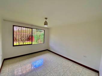 Se Vende Vivienda en Lagos de La Garita, Alajuela