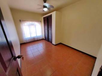 Se vende espacioso apartamento ubicado en Rorhmoser 23-2713