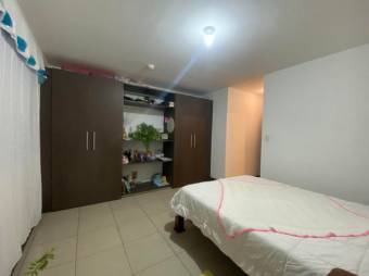 Se alquila espacioso apartamento en San Sebastián de San José 23-3295