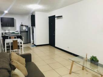 Se vende espacioso apartamento en moderno condominio en San Rafael de Alajuela 24-575