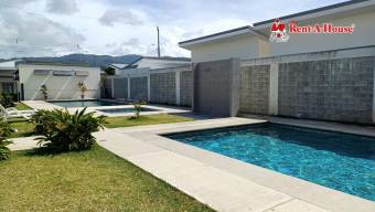 Venta de Casa en El Guarco, Cartago. RAH 25-35