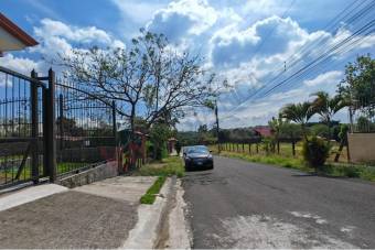 Venta de Casa Nueva Independiente en Santa Bárbara, Heredia ¡Precio Rebajado!