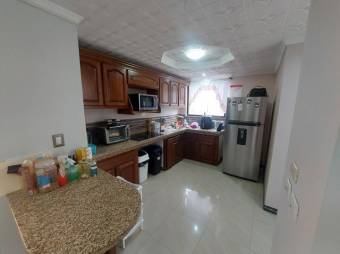 Venta de Casa en Carrizal, Alajuela. RAH 25-7