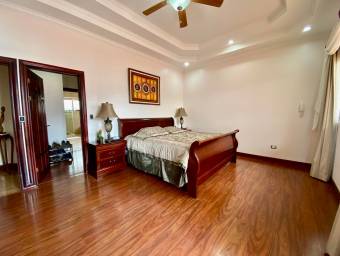 Venta de Casa en La Unión, Cartago. RAH 25-8