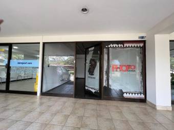 Se vende local comercial con 58m2 en Santa Ana Centro 25-253, $ 115,000, 1, San José, Santa Ana