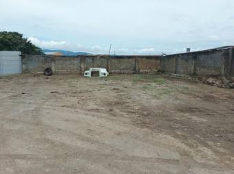 Se vende amplia propiedad con 2,002m2 en San Nicolas en Cartago 25-84