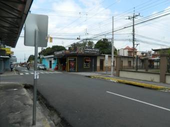 Se vende amplia propiedad comercial de 844m2 en Santa Barbara de Heredia 24-54, $ 950,000, 6, Heredia, Santa Bárbara