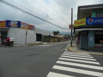 Se vende amplio local comercial de 844m2 en Santa Barbara de Heredia 24-54, $ 950,000, 6, Heredia, Santa Bárbara