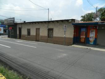 Se vende amplio local comercial de 844m2 en Santa Barbara de Heredia 24-54, $ 950,000, 6, Heredia, Santa Bárbara