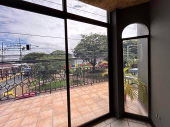 Se vende hotel de 4 plantas con 1,500m2 de construcción en Alajuela Centro 25-180, $ 1,600,000, 22, Alajuela, Alajuela