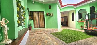 House for sale in San Pablo de Heredia, REDUCED 45 million