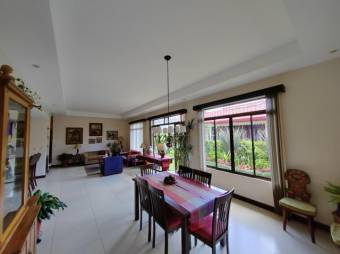 Venta de Casa en Montes de Oca, San José. RAH 25-251