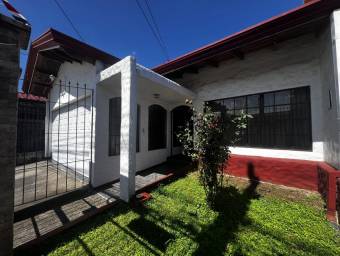 MLS-25-282 VENTA CASA SANTO DOMINGO HEREDIA 