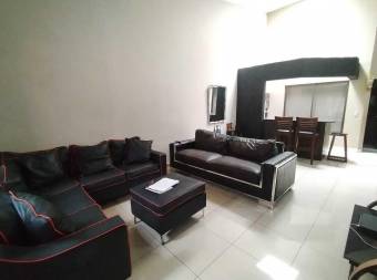 Venta de Casa en San Francisco, Heredia. RAH 25-152