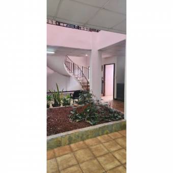 VENTA DE CASA CON USO MIXTO, SAN JOSE, SAN PEDRO, LOS YOSES SUR   