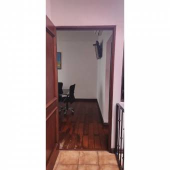 VENTA DE CASA CON USO MIXTO, SAN JOSE, SAN PEDRO, LOS YOSES SUR   