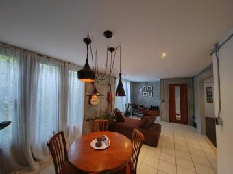 Venta de Casa  APTO en Tibás, San José. RAH 25-283