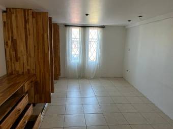 Venta de Casa  APTO en Tibás, San José. RAH 25-283