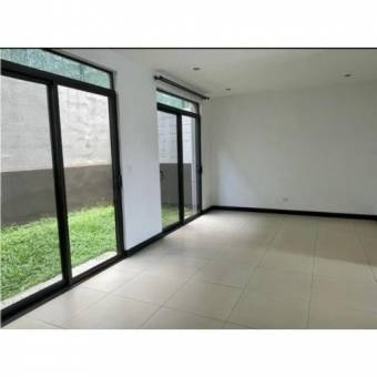 VENTA DE CASA, HEREDIA, LAGUNILLA, CONDOMINIO ATOCHA  