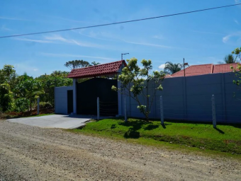 Houses in San Isidro del General  House with Pool