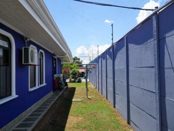 Houses in San Isidro del General  House with Pool