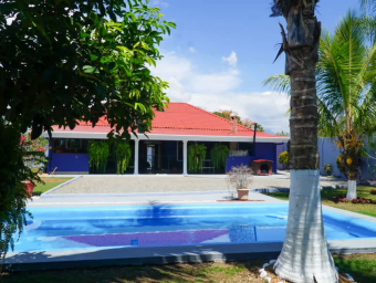 Houses in San Isidro del General  House with Pool