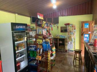 Se vende local comercial con 200m2 en Santa Cruz de San José 24-1044 , ₡ 50,000,000, 1, San José, León Cortés