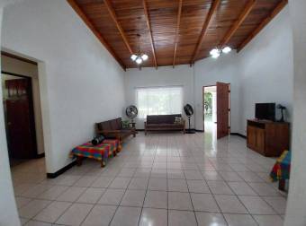 QUINTA EN ALAJUELA, SAN MATEO EN VENTA