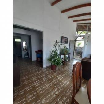 VENTA DE QUINTA, PUNTARENAS, CALDERA, BARRIO VILLA NUEVA 