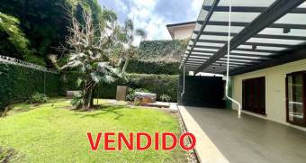 Casa en alquiler Escazu $3.800 jardines, terraza