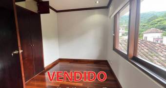 Casa en alquiler Escazu $3.800 jardines, terraza