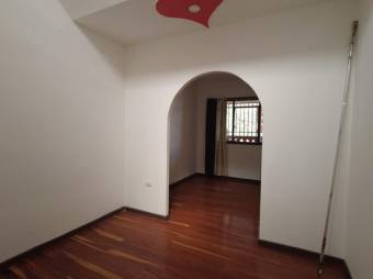 Se vende casa de dos niveles con excelente ubicacion en Pavas San Jose A24-293