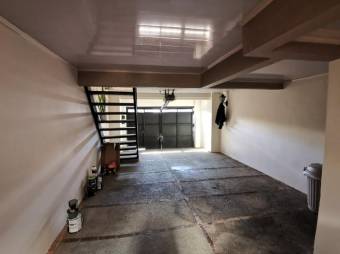 Venta de 3 Apartamentos en Moravia, San José. RAH 25-298