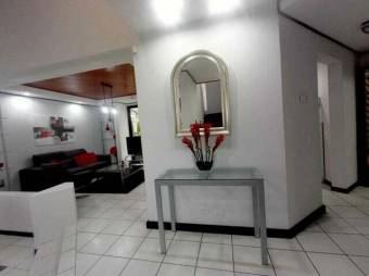 MLS-25-92 ALQUILER APARTAMENTO MATA REDONDA SAN JOSE 