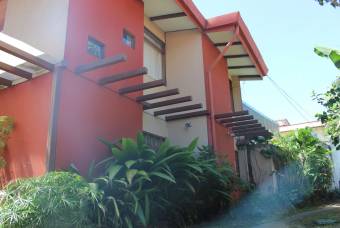 HOUSE FOR SALE, NEAR THE UCR FACULTY OF DENTISTRY