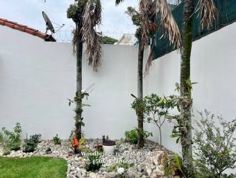 Santa Ana casa en venta $390.000 1 piso (remodelada totalmente, jardin