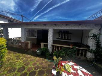 Se vende espaciosa casa con 57m2 en San Rafael de Heredia -