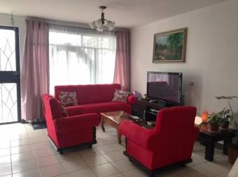 Venta de Casa en Yoses Sur, San José. RAH 25-310