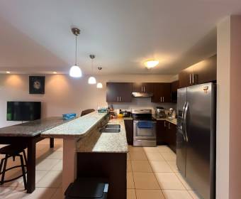 Apartamento a la venta en condominio San Vicente en San Antonio de Belén, Heredia.