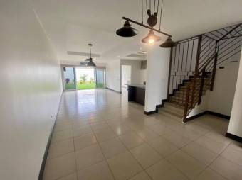 Venta de Casa en San Rafael, Escazú. RAH 25-335