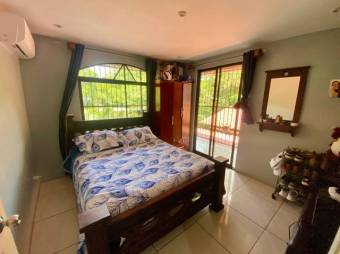 Venta de Casa en Garita, Alajuela. RAH 24-1808