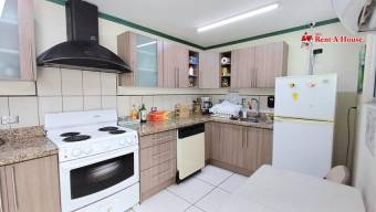 Venta de Propiedad Ideal para Negocio en Tibás, San José. RAH 25-339