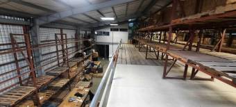 Se vende amplia bodega de 890m2 en Santa Ana de San José 23-2845